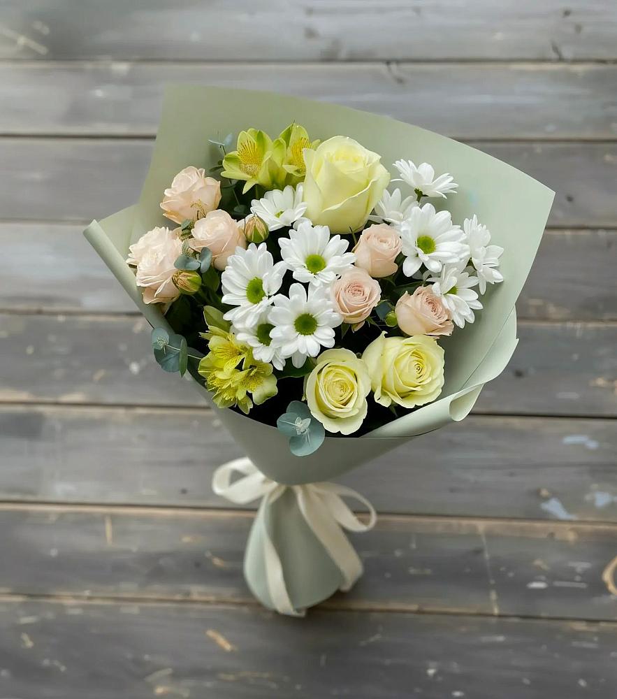 Букет цветов из: Альстромерии, Розы и Хризантемы в Табунах