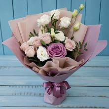 Букет цветов из:  Розы и Лизиантусы #REPLACE_PRED# Табунах