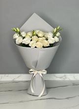 Букет цветов из:  Розы и Лизиантусы в Табунах